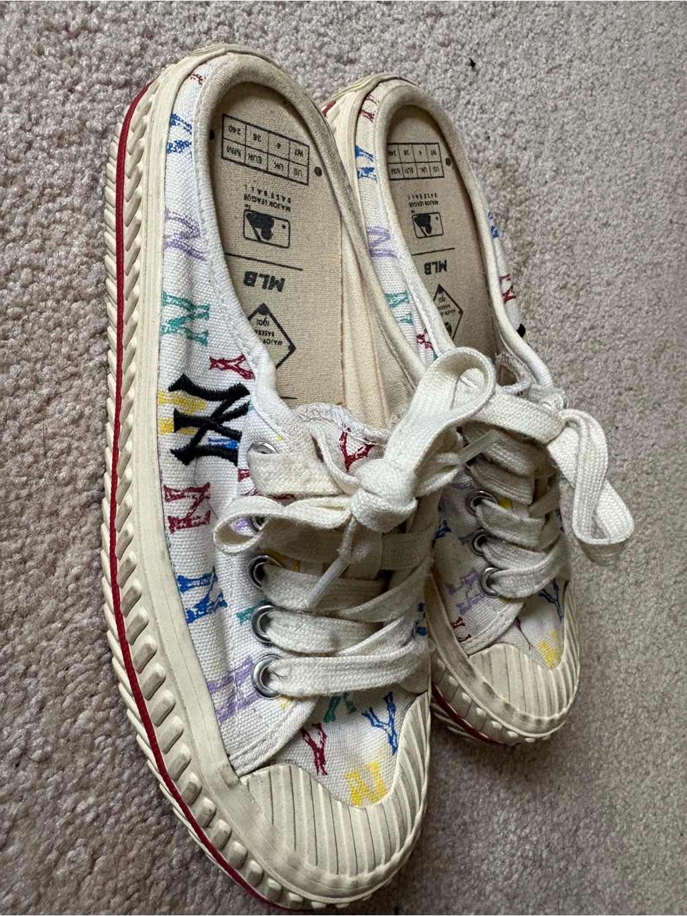 MLB New York Yankees Playball Mule sneakers in white with multicolored monogram